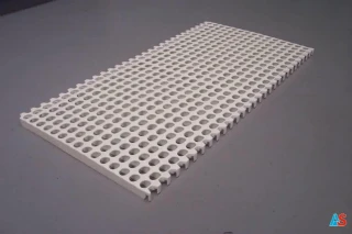 Ruszta Vencoslt plastikowe białe, owalne otowry